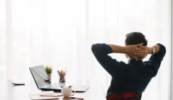 چگونه با کمتر کار کردن بهترین نتیجهی ممکن را بگیریم کمتر کار کردن