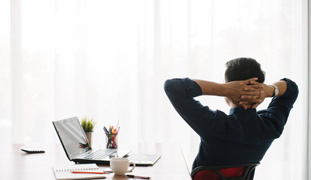 چگونه با کمتر کار کردن بهترین نتیجهی ممکن را بگیریم کمتر کار کردن
